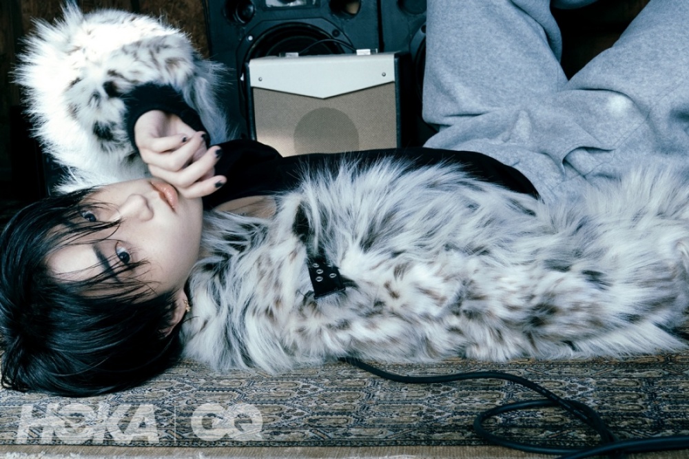 스트레이키즈 한, 호카와 함께 빈티지한 겨울 화보 공개 27-Image